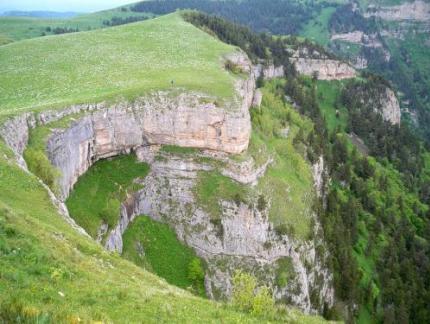 Labākās Adigejas apskates vietas ar fotogrāfijām un aprakstiem